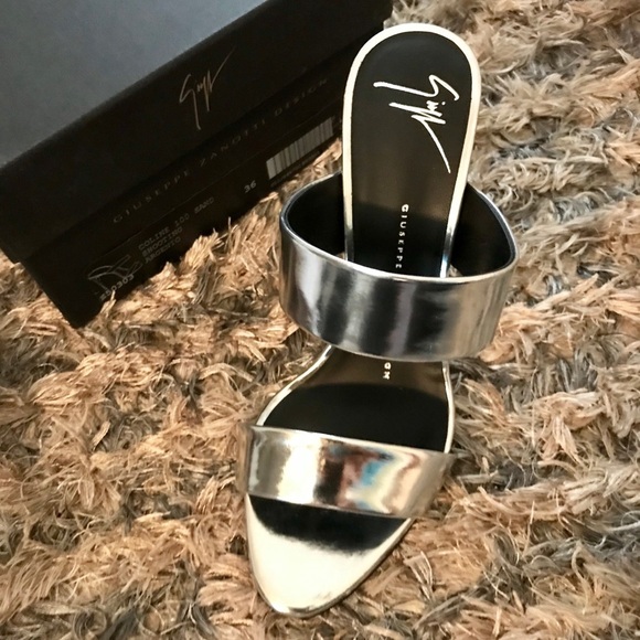 Giuseppe Zanotti Silver Heel Sandles - Picture 3 of 5